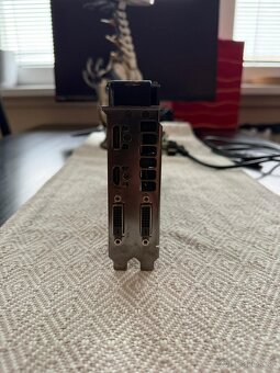 Asus ROG Strix RX570 4gb - 2