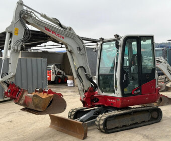 TAKEUCHI TB240 DIESEL - 2