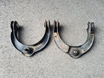 Horné ramená Jeep Grand Cherokee WK2 - 2