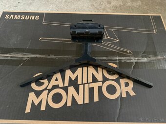32" Samsung CJG56 - 2