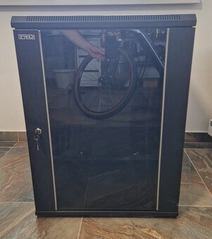 Predám serverovú skriňu - RACK - 2