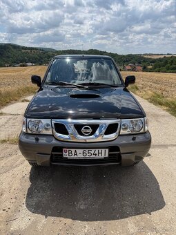 Nissan Terrano - 2
