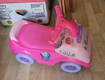 Predam detske auto - 2