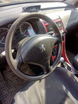 Predám Peugeot 307 1.4 benzín - 2