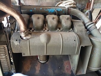 Tatra 138 motor - 2