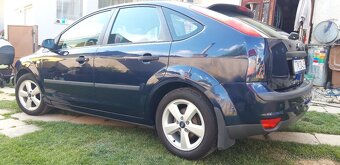 Ford Focus 1.6 benzin r.v.2006 - 2