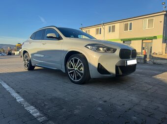 BMW X2 xDrive AT 140 KW F39 - 2