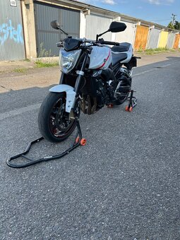 Yamaha FZ1 N - 2