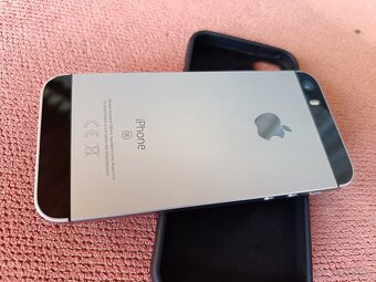 Iphone SE - 2