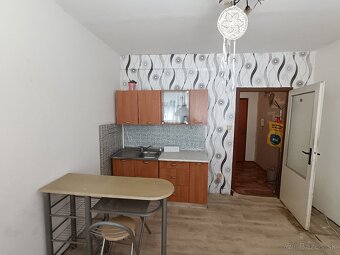 Predaj garsónka , Levice , 20 m2 , znížená cena - 2