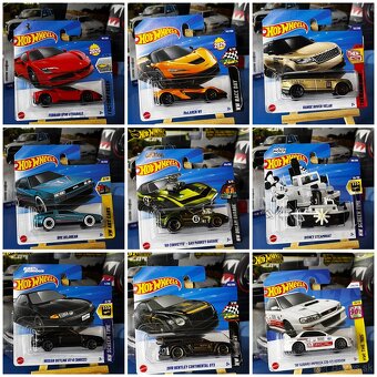 Hot wheels autíčka - 2