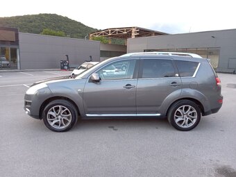 Citroen C-crosser 2.2 HDI 4x4 7miestne - 2