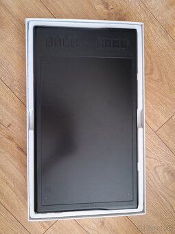 Predám grafický tablet Huion Inspiroy Q11K V2 - 2