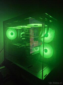 NA Všetko Zaruka Nedupaný HERNY PC RTX 5070 32GB RAM 2TB SSD - 2