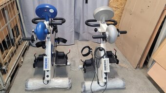 Rehabilitačný bicykel Motomed Viva2 na ruky nohy - 2