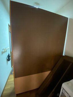 Predsieňová stena so zrkadlom, skrinkami a vešiakmi - 2