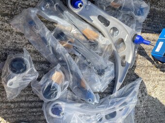 nové náhradné diely BMW e46 - 2