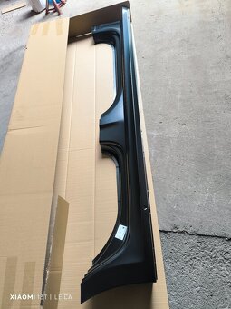 Predám pravý Podbeh prah Octavia 4 IV - 2