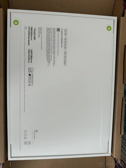 Predám nový MacBook (M4, 16 GB RAM / 256 GB SSD) - 2