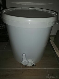 Včelárske potreby - 2