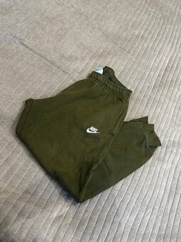 Nike tepláky - 2