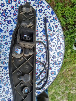 Fiat Doblo lišta svetla zadna - 2