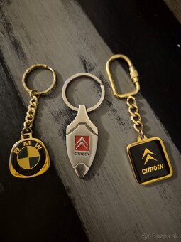 9ks - Kľúčenky rôzne druhy - 2