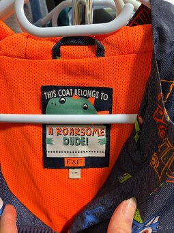 Lahka bundicka proti vetru - 2