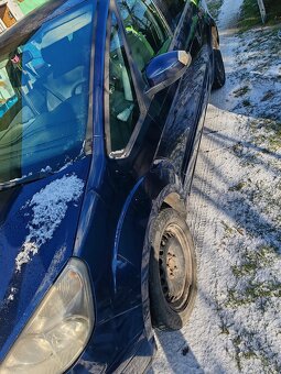 Ford S Max 1.8tdci 92kw rok 2006 - 2