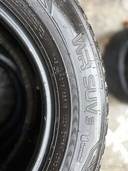 4xNokian WR SUV 3 215/60 r16 102H XL - 2