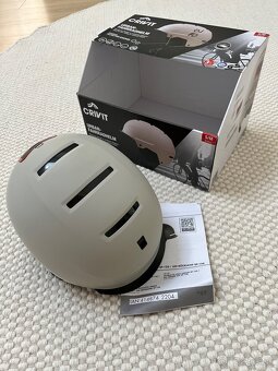 Predam prilbu unisex-nova - 2