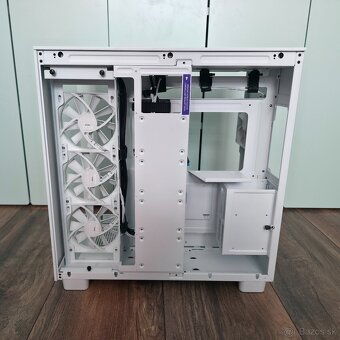 NZXT H9 Flow - 2