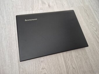 Lenovo IdeaPad 100 15,6" i3, novy SSD HDD - 2