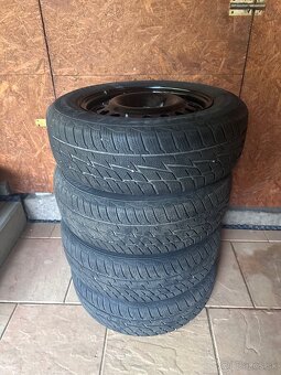Predám plechové disky s pneu 195/65 R15 – 5x112 - 2