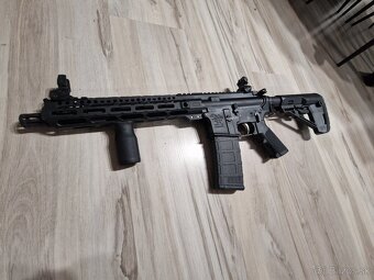 Predám zbraň Anderson AM-15.223rem.Ar15 - 2