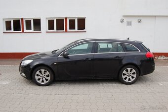 Opel Insignia kombi - 2