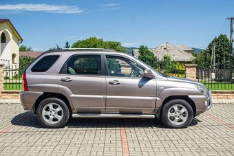 Kia Sportage 2.0 CRDi VGT 4WD - 2
