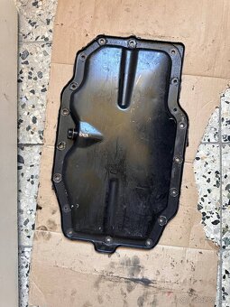 Vanička,karter motora pod olejovým čerpadlom 2.2 MZR-CD - 2