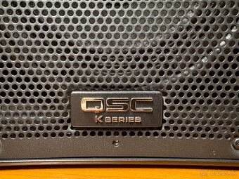 QSC K8 - 2
