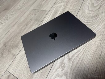 Predám Apple MacBook Pro 14” (2023) s čipom M2 Pro. - 2