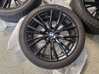 zimni original bmw G20 G21 G22 G23 G24 G26 5x112 225/45R18 - 2