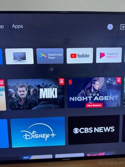 Televisor. 70" Sharp 70CL5EA - 2