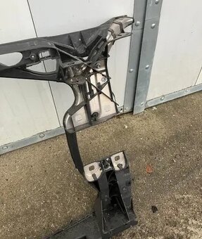 original chladicova stena audi A4 A5 b9 8W0 nova - 2