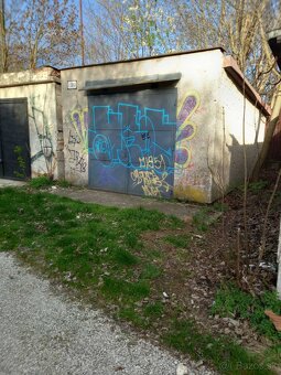 Predaj veľkej garáže v Prievidzi - 2