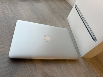 MacBook Pro 13” Retina (Early 2015) – i7 / 16 GB RAM - 2