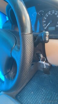 Kožený Volant octavia 1 Laurin klement - 2