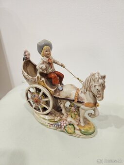 Porcelanova figurka - 2