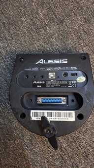 Bicí modul Alesis DM6 + káble + adaptér - 2