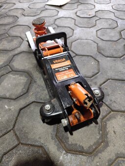 Hydraulický Zdvihák Verda 2,5t - 2