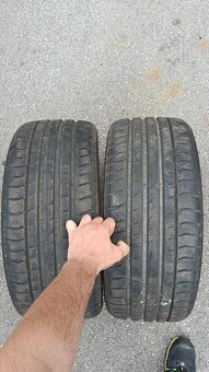 Pneu 215/40 r18 - 2